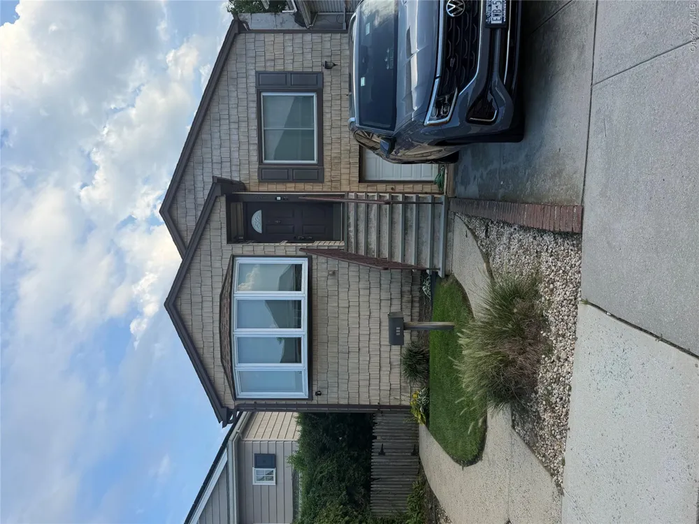354 E Beech Street Long Beach, NY 11561