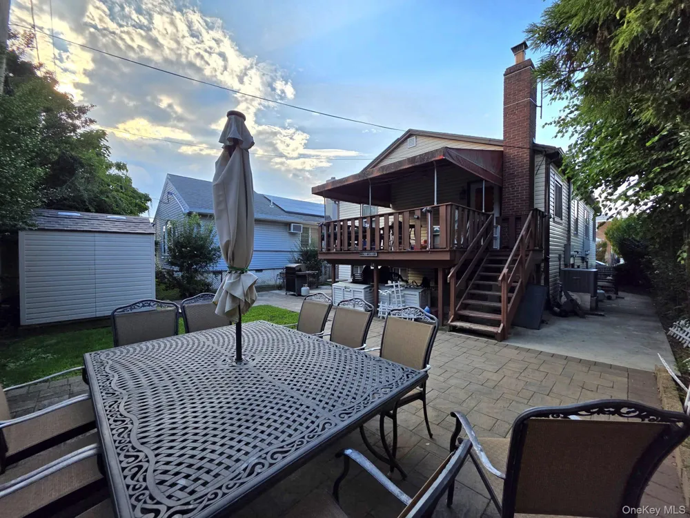 354 E Beech Street Long Beach, NY 11561