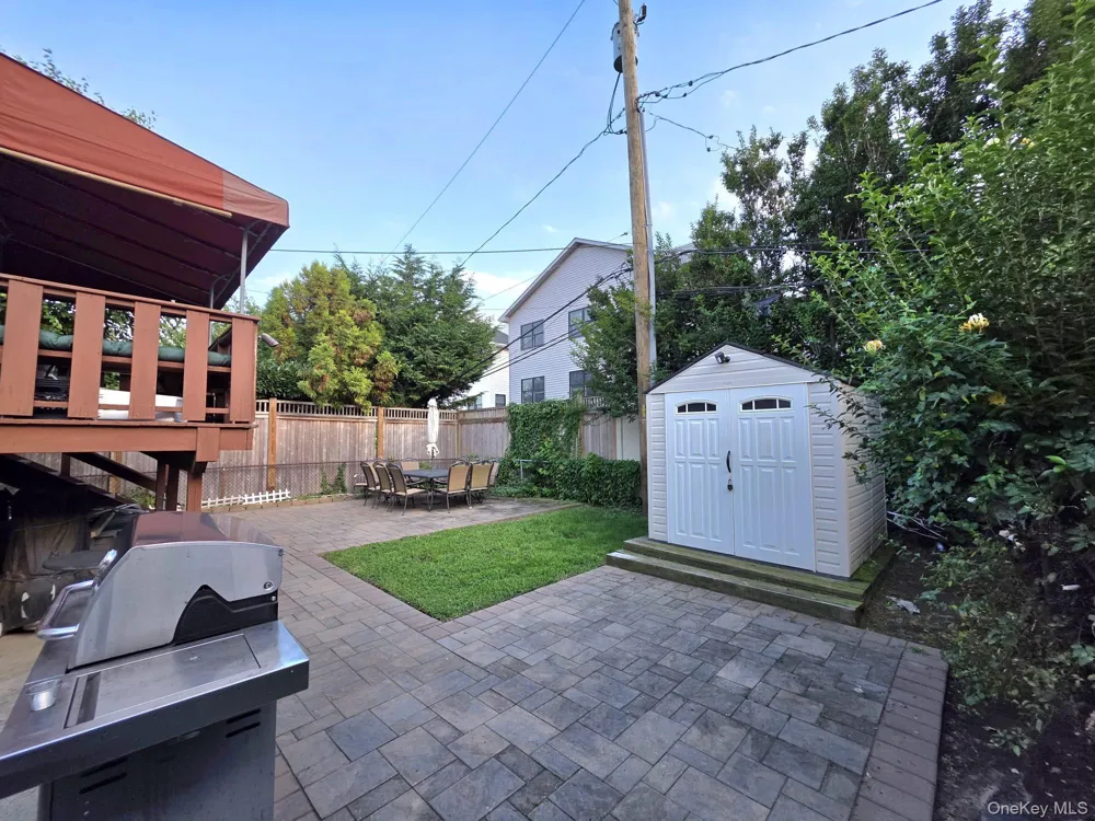 354 E Beech Street Long Beach, NY 11561