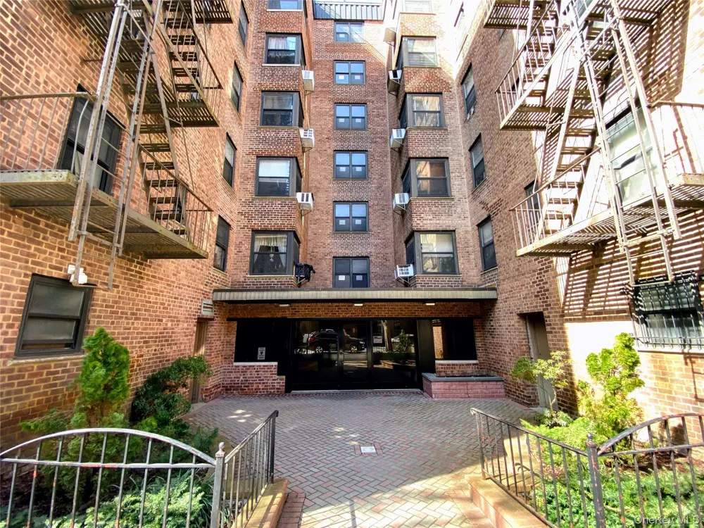 90-10 32nd Avenue #305 East Elmhurst, NY 11369