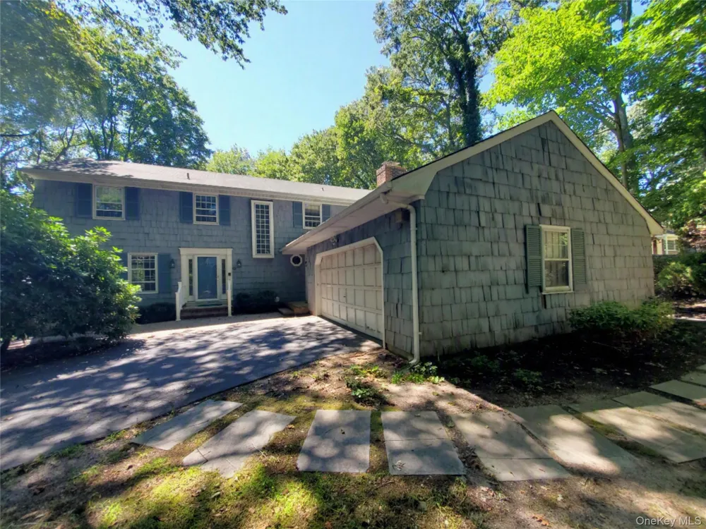 31 Sands Lane Port Jefferson, NY 11777