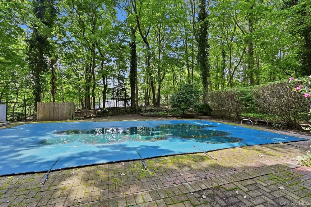 31 Sands Lane Port Jefferson, NY 11777