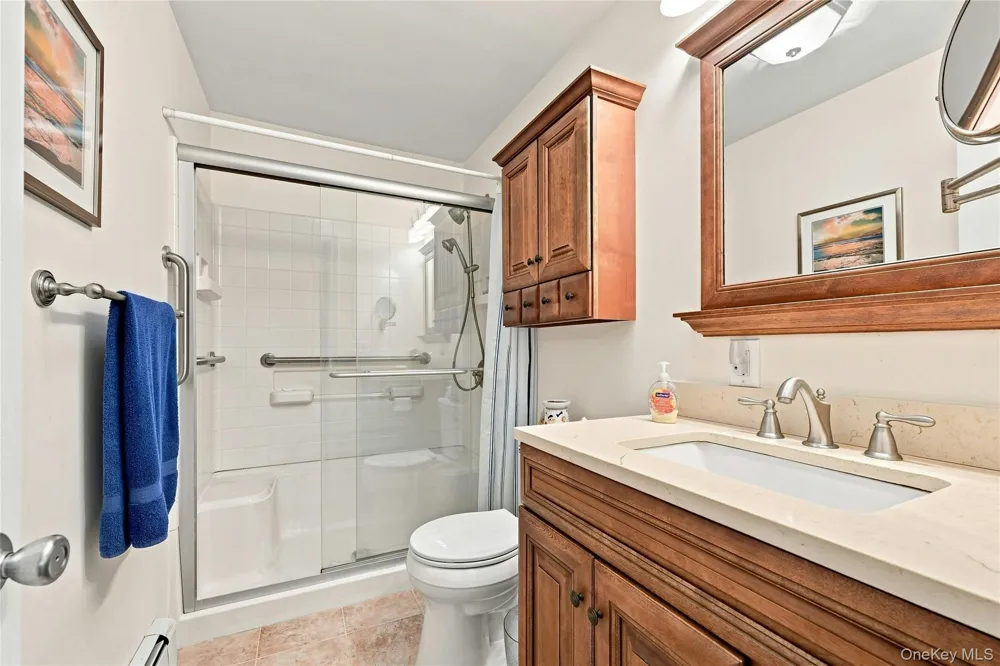29 Sherwood Drive Mastic Beach, NY 11951