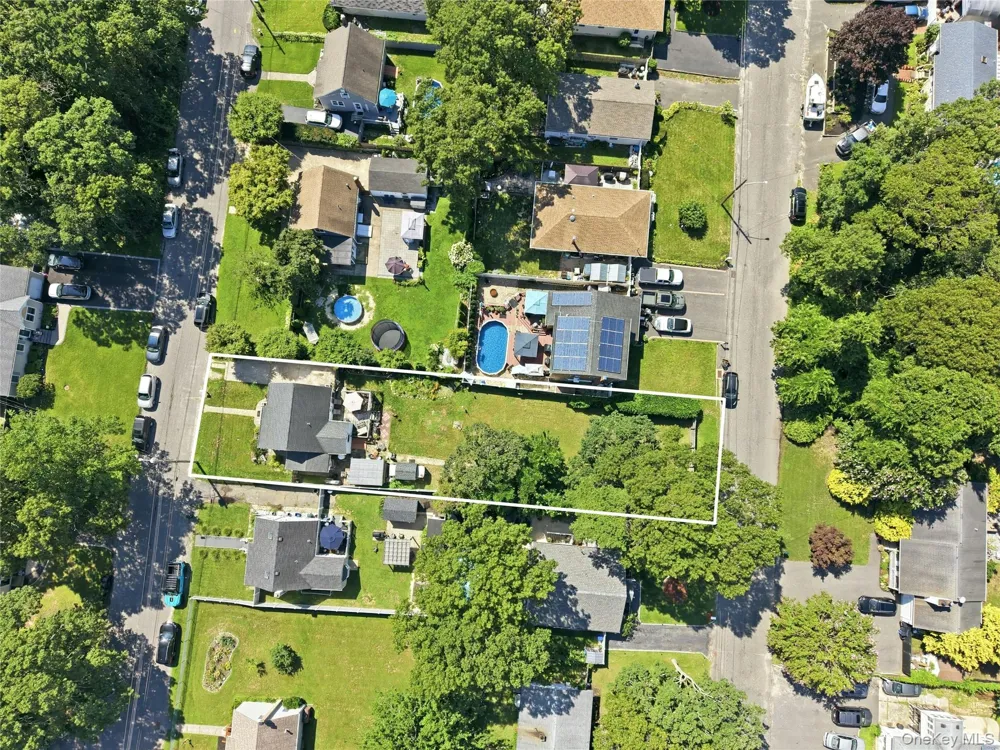29 Sherwood Drive Mastic Beach, NY 11951