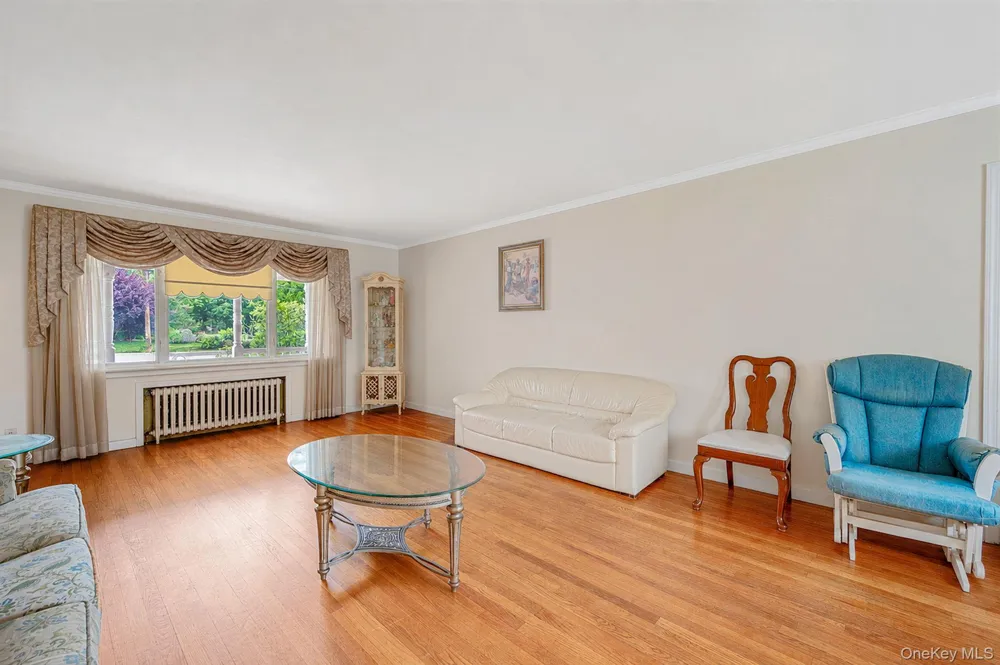 710 Lafayette Avenue Uniondale, NY 11553