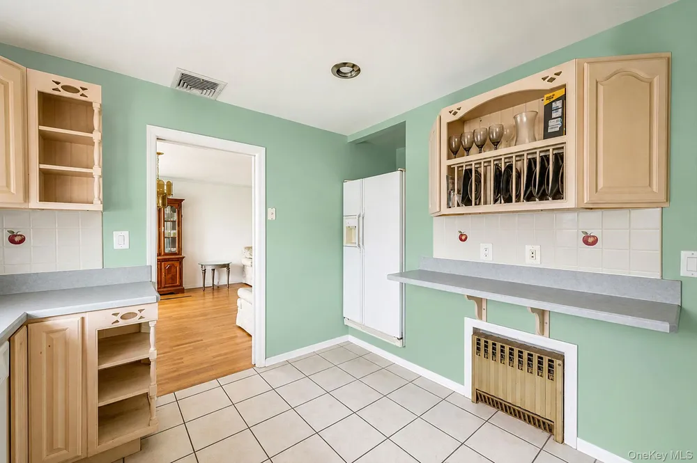 710 Lafayette Avenue Uniondale, NY 11553