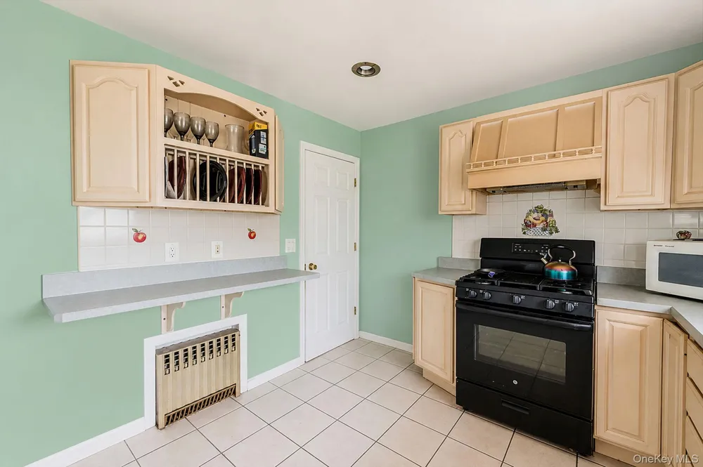 710 Lafayette Avenue Uniondale, NY 11553