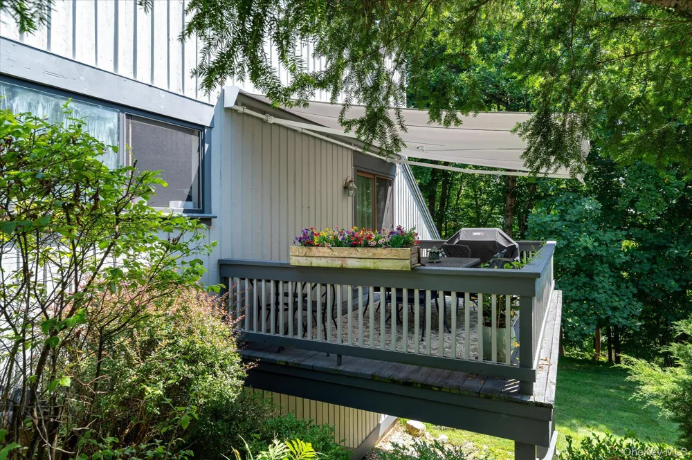 332 Heritage Hills #B Somers, NY 10589