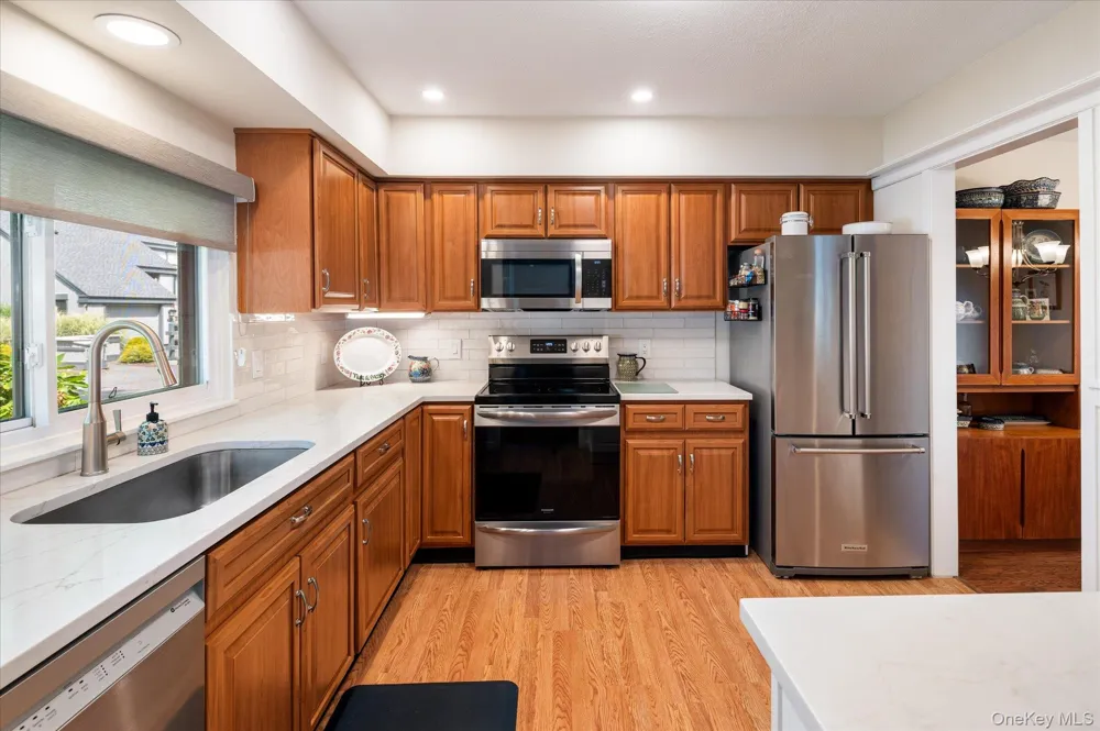 332 Heritage Hills #B Somers, NY 10589