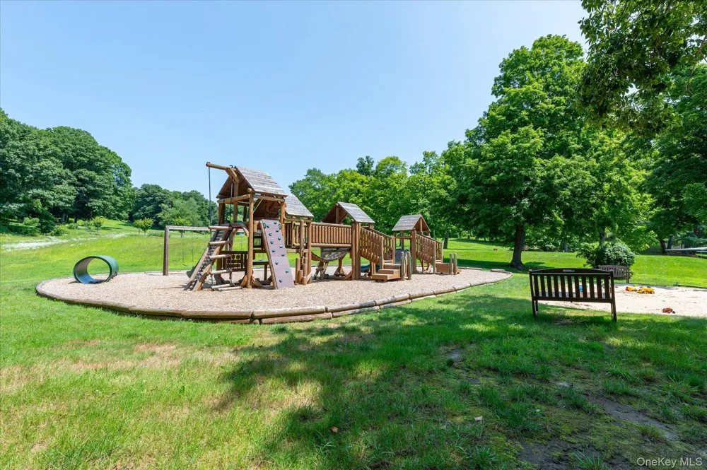 332 Heritage Hills #B Somers, NY 10589