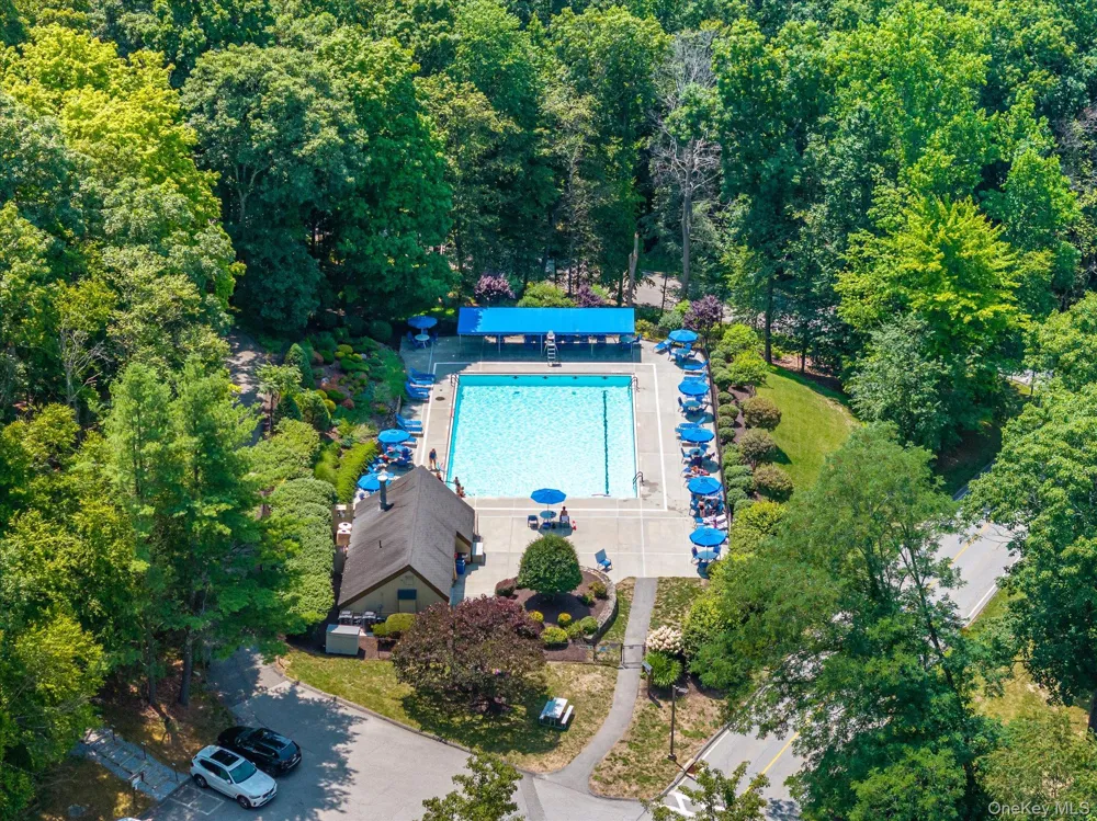 332 Heritage Hills #B Somers, NY 10589