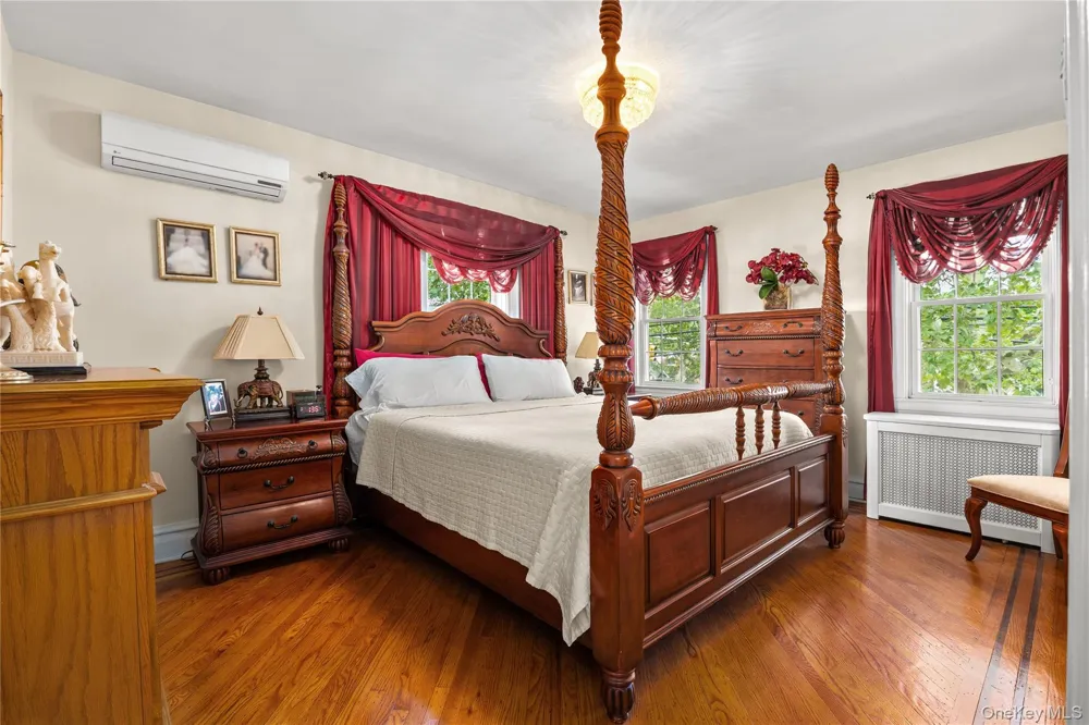 66-02 78th Street Middle Village, NY 11379