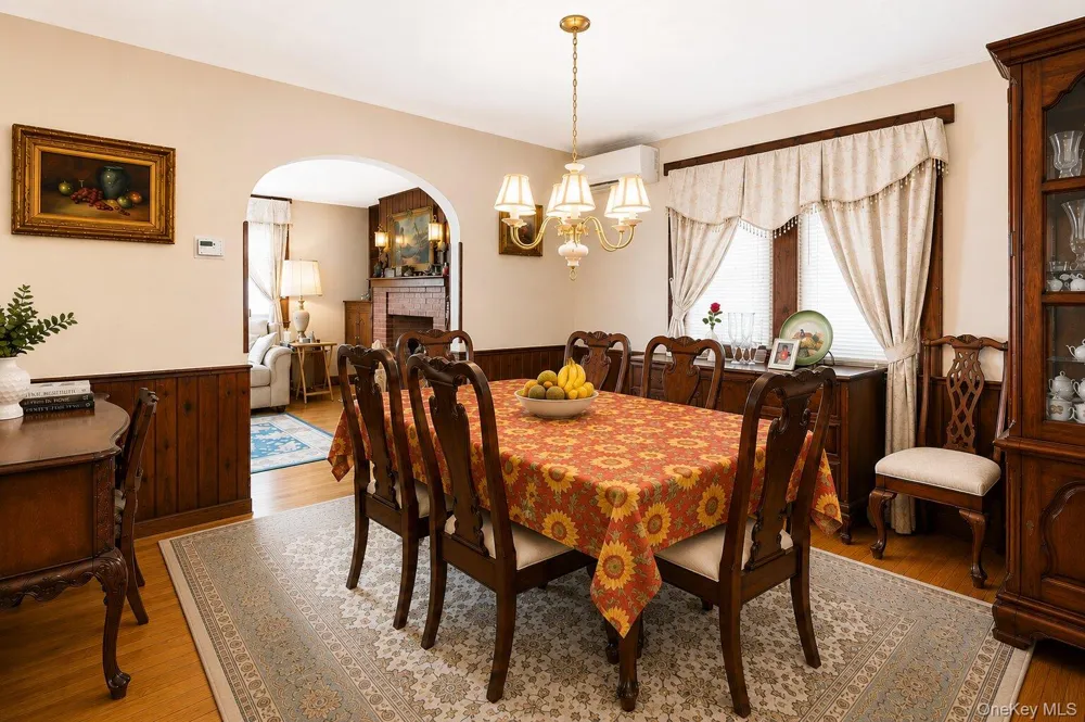 1055 Stanton Avenue Woodmere, NY 11598