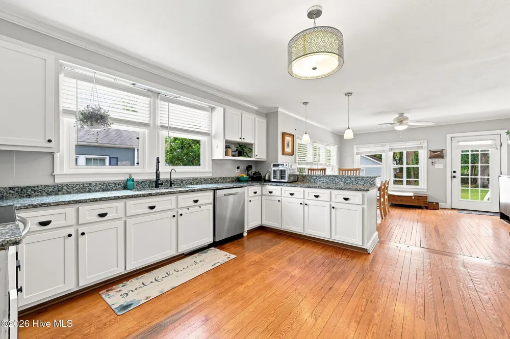 210 W Harper Street Snow Hill, NC 28580