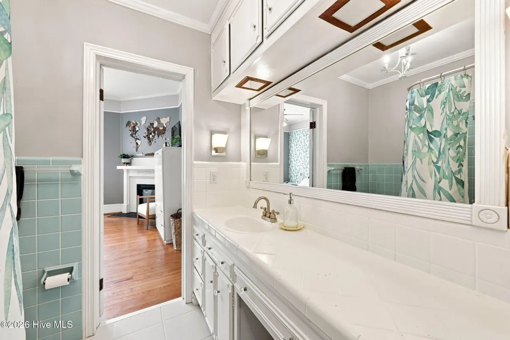 210 W Harper Street Snow Hill, NC 28580