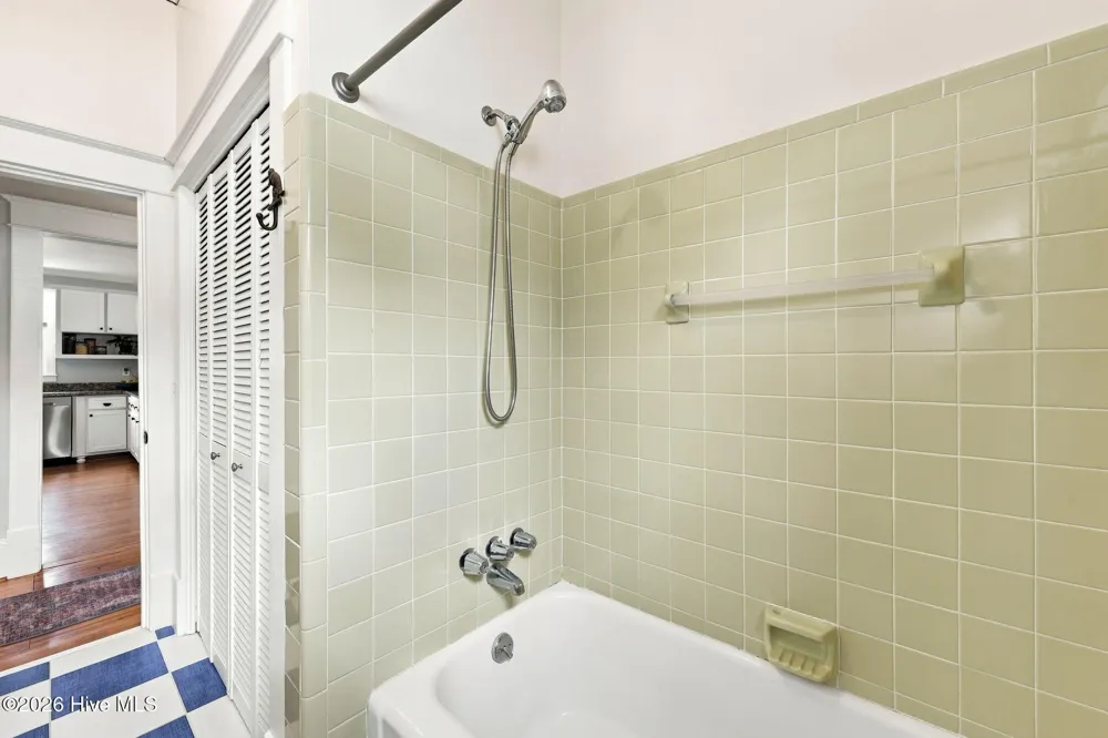 210 W Harper Street Snow Hill, NC 28580