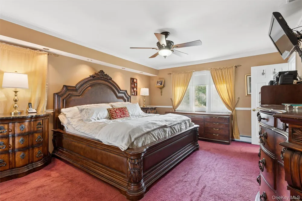 2917 Len Drive Bellmore, NY 11710