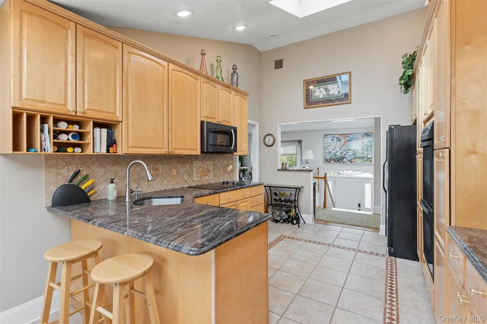 2917 Len Drive Bellmore, NY 11710