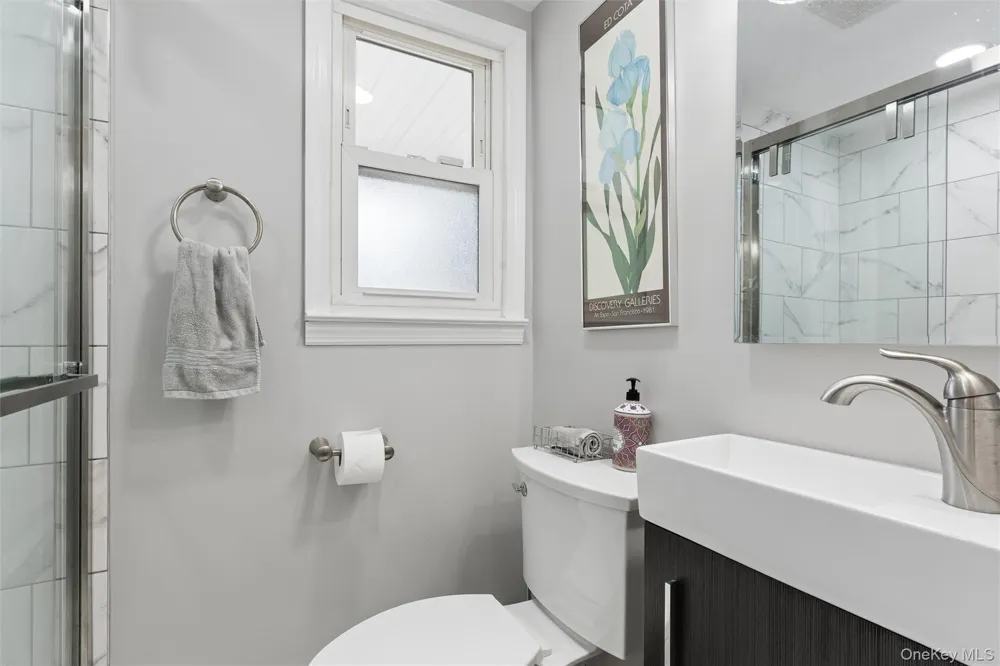 2917 Len Drive Bellmore, NY 11710