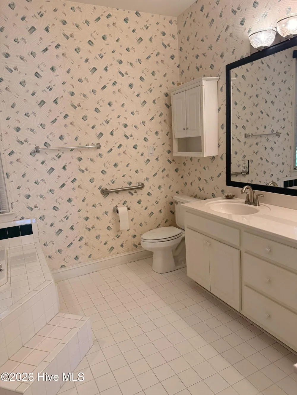1010 Devonshire Drive Trent Woods, NC 28562