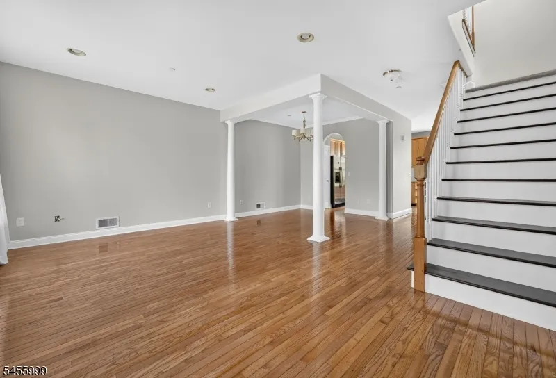 2 Hope St Lopatcong, NJ 08865