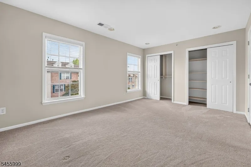2 Hope St Lopatcong, NJ 08865