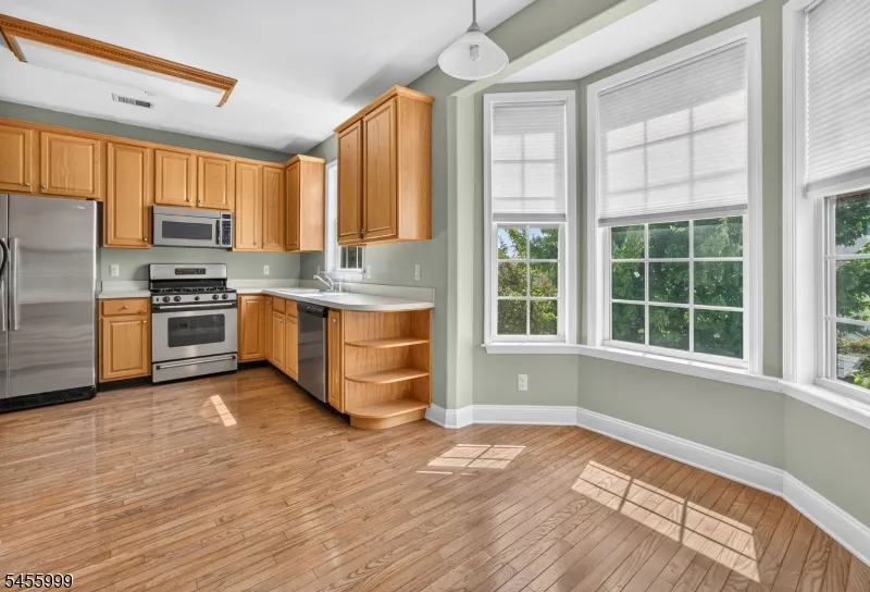 2 Hope St Lopatcong, NJ 08865