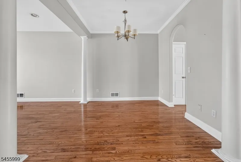 2 Hope St Lopatcong, NJ 08865
