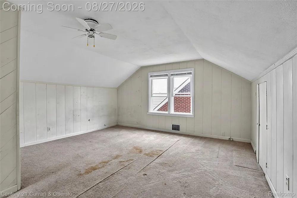 26075 Fordson Highway Redford Charter Township, MI 48239