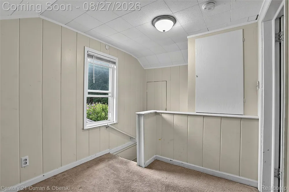 26075 Fordson Highway Redford Charter Township, MI 48239