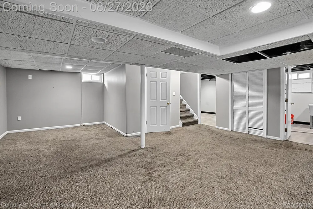 26075 Fordson Highway Redford Charter Township, MI 48239
