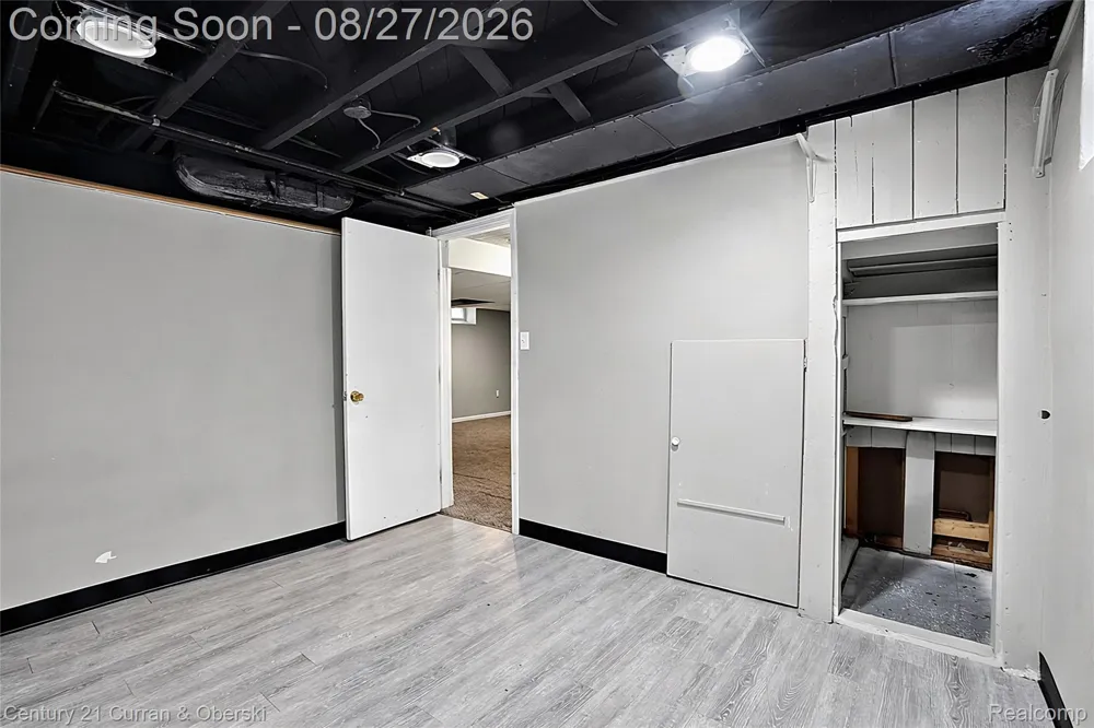 26075 Fordson Highway Redford Charter Township, MI 48239