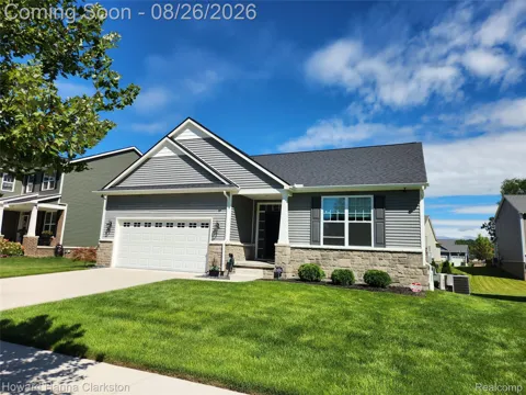 8676 Sawgrass Lane