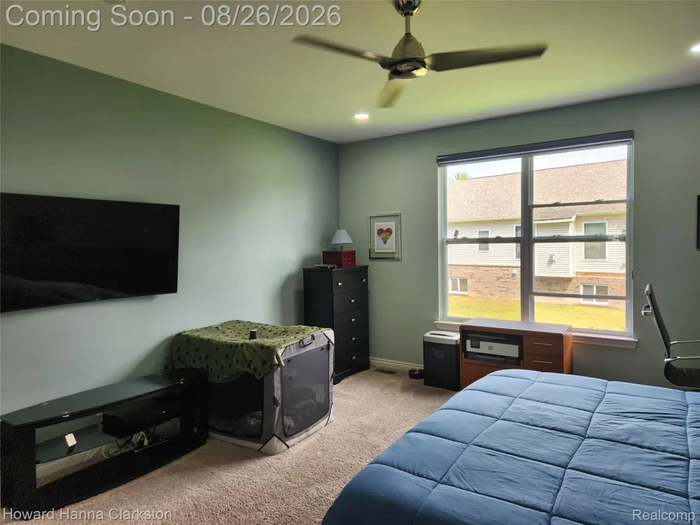 8676 Sawgrass Lane White Lake Charter Township, MI 48386
