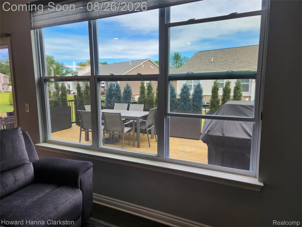 8676 Sawgrass Lane White Lake Charter Township, MI 48386