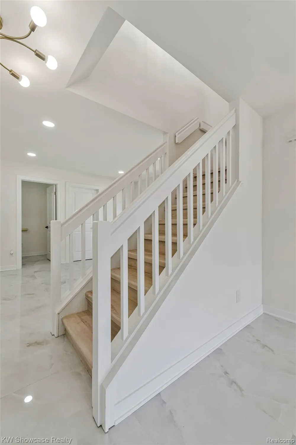 4392 CASS ELIZABETH ROAD Waterford Charter Township, MI 48328