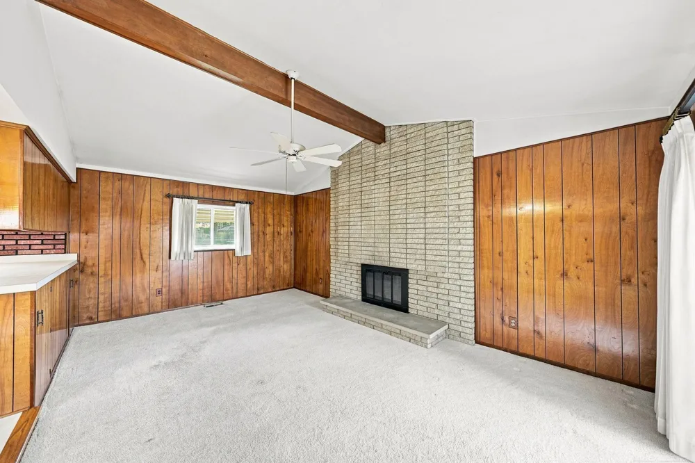 3915 Nowak Drive Sterling Heights City, MI 48310