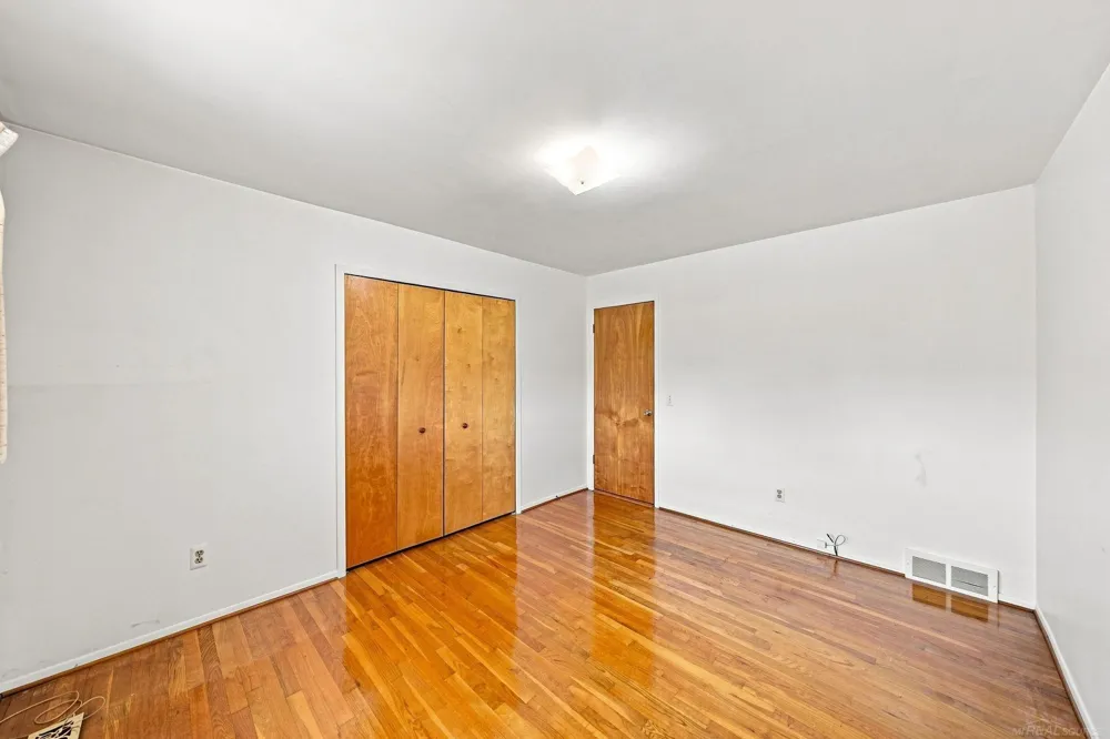 3915 Nowak Drive Sterling Heights City, MI 48310