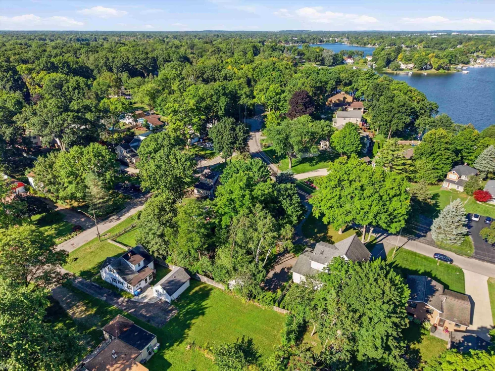 Covert Road Waterford Charter Township, MI 48328