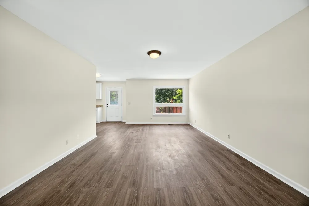 735 Cloud Dr Clarksville, TN 37043