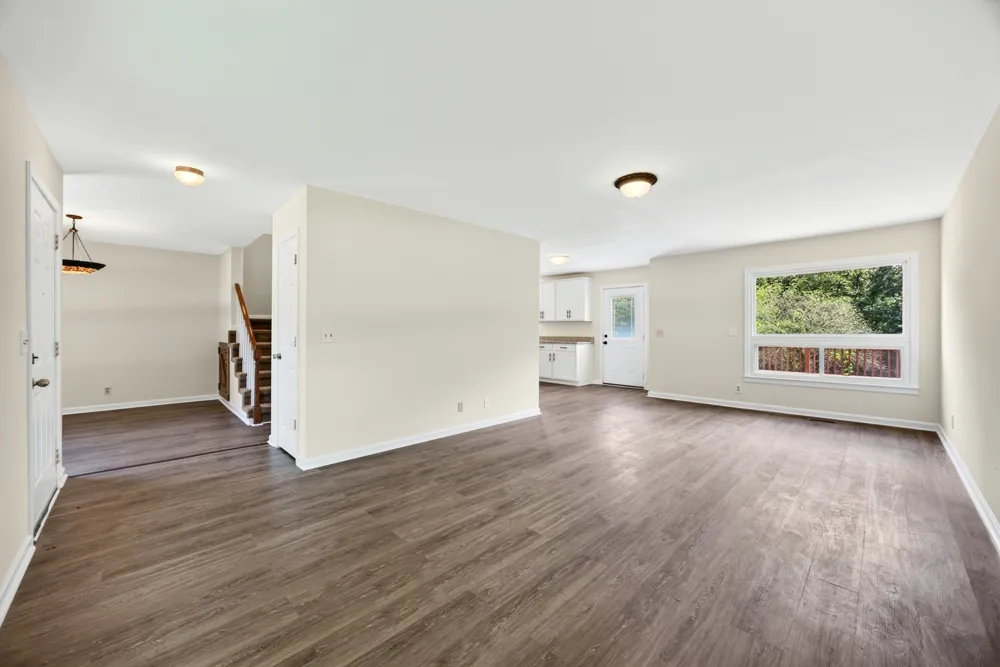 735 Cloud Dr Clarksville, TN 37043