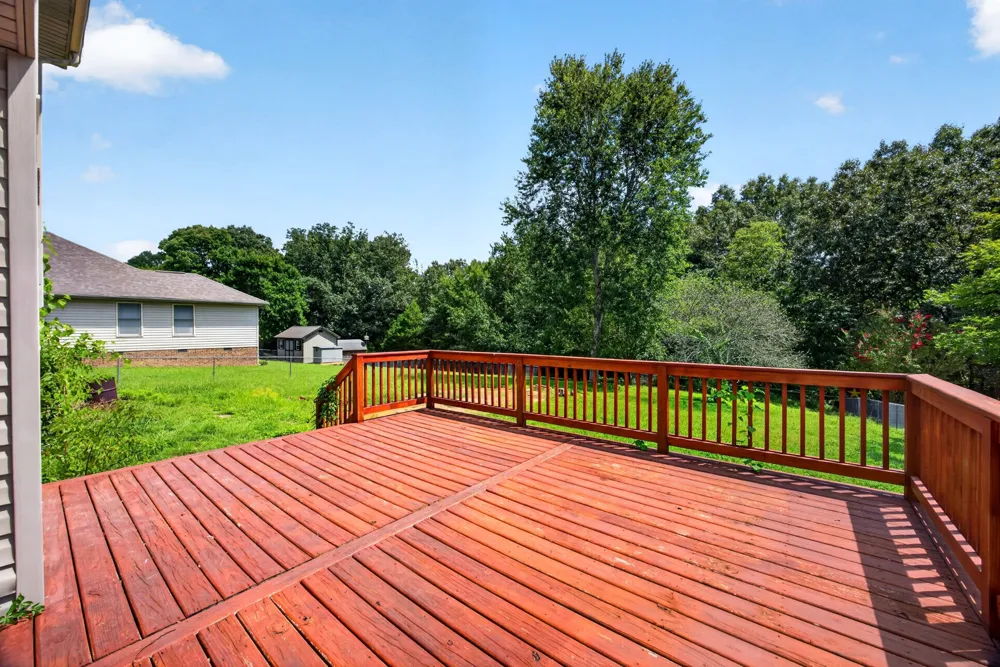 735 Cloud Dr Clarksville, TN 37043