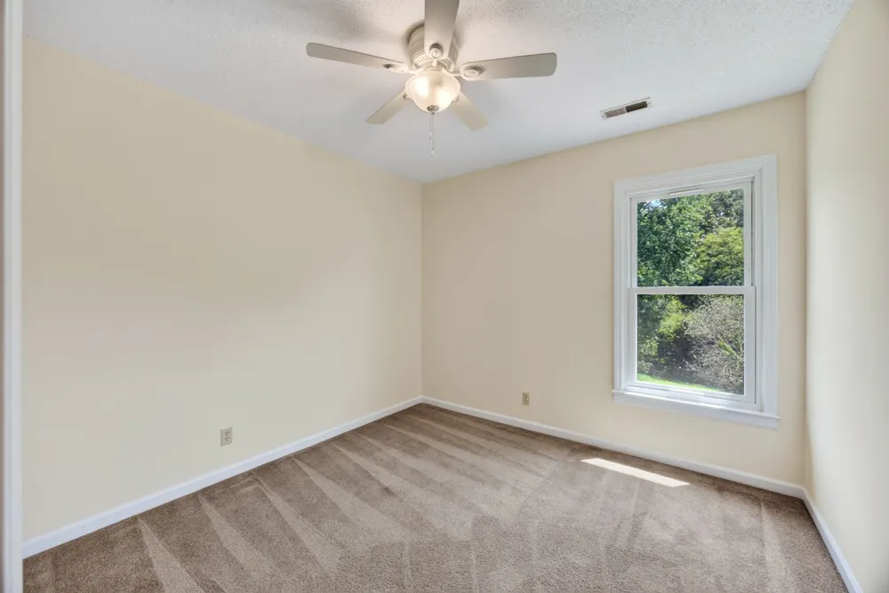 735 Cloud Dr Clarksville, TN 37043