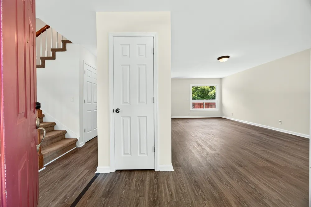 735 Cloud Dr Clarksville, TN 37043