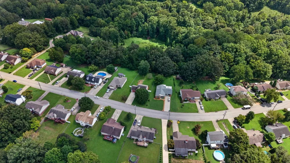 735 Cloud Dr Clarksville, TN 37043