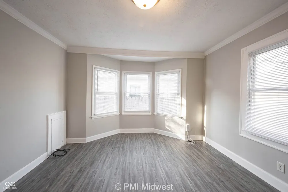 4058 Illinois Street Indianapolis, IN 46208
