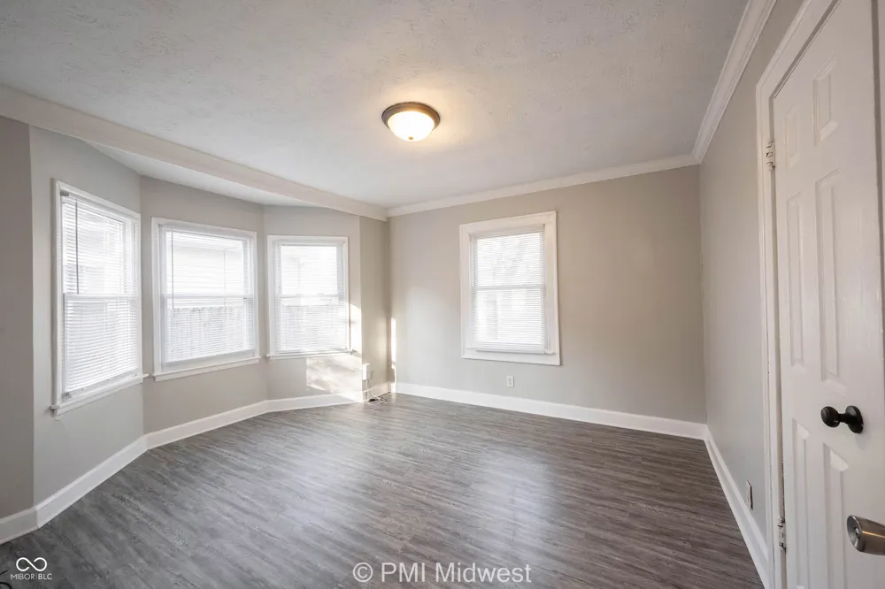 4058 Illinois Street Indianapolis, IN 46208