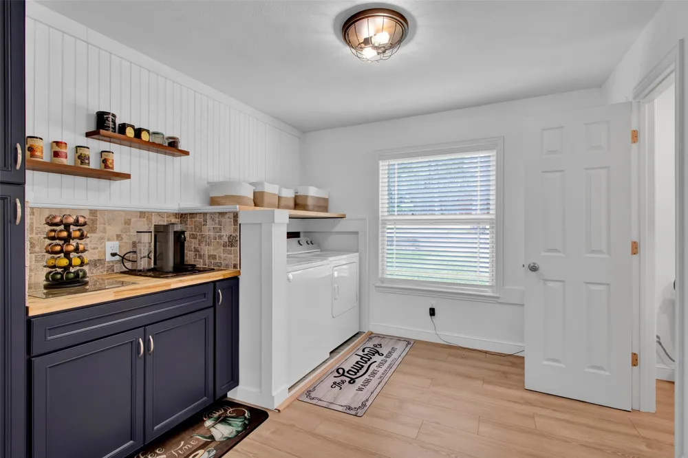 1407 Lakeshore Hideaway, TX 75771