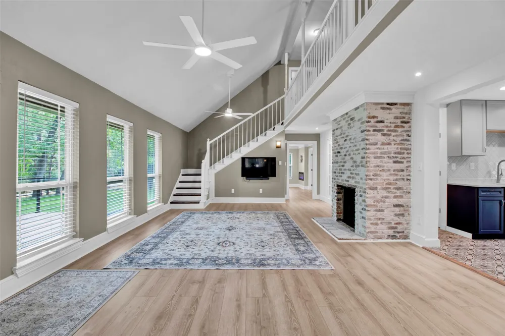1407 Lakeshore Hideaway, TX 75771