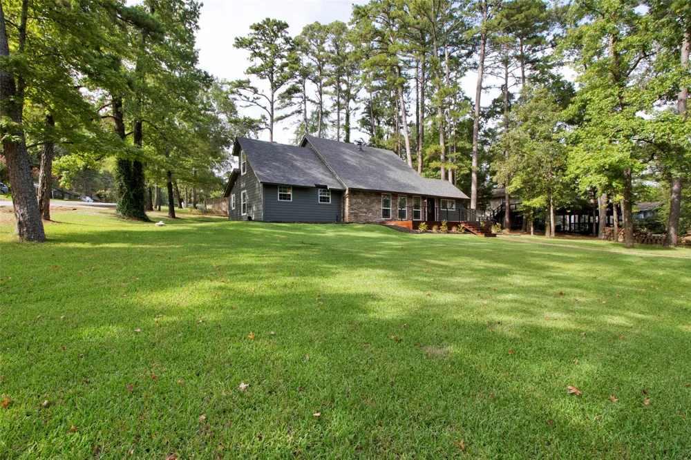 1407 Lakeshore Hideaway, TX 75771